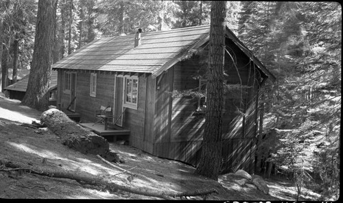 Concessioner Facilities, Giant Forest Lodge, Cabin 19-19