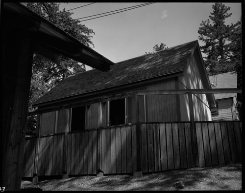 Buildings and Utilities, Private Cabins at Wilsonia