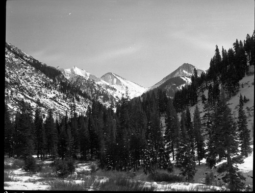 Mineral King Valley, in snow. Winter Scenes, Farewell Gap