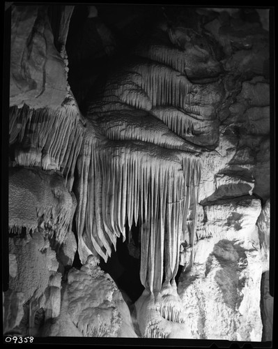 Crystal Cave Interior Formations, Organ Room