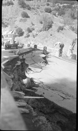 Floods and Storm Damage, slide on Generals Highway. Individuals unidentified