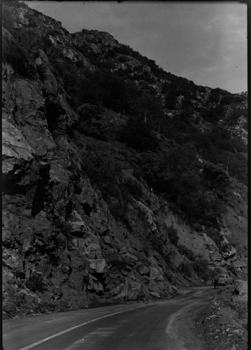 Floods and Storm Damage, Rock slide 1 mile above Ash Mountain