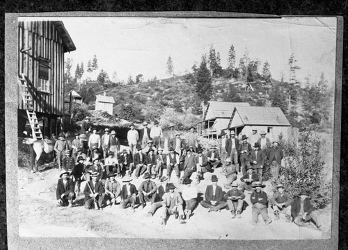 Converse Basin, Logging, Crew from upper mill, also two rangers from General Grant Park. One Ranger, Lew Davis is on the house. Misc. Groups