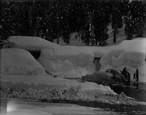 Record Heavy Snows, Lodgepole parking area and strore