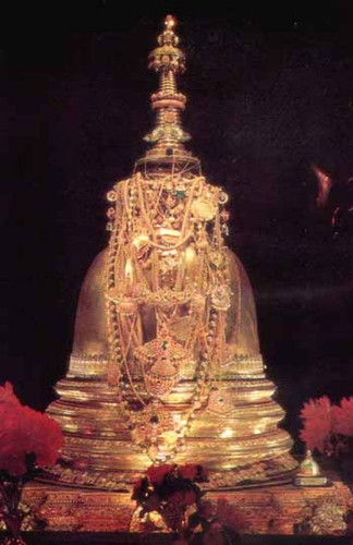 Golden casket of the Sacred Tooth Relic