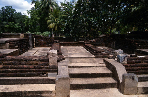 Anointing Hall/Consecrating Pavilion (Abhiśekha Mandapaya)