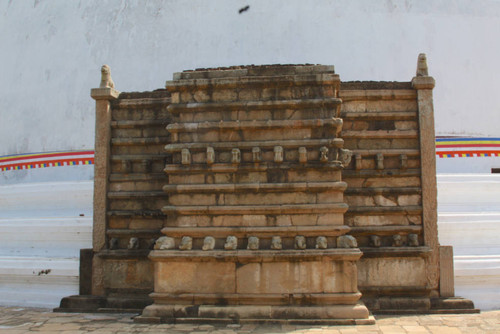 Vāhalkada