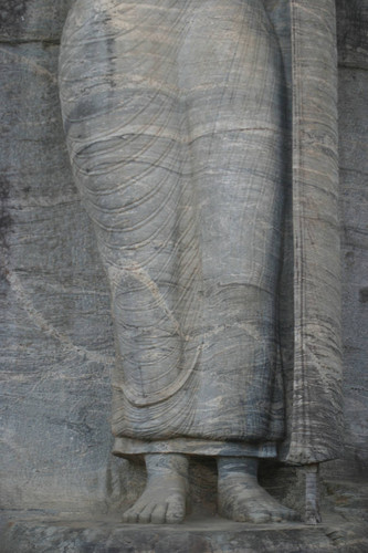 Gal Vihāra complex: Standing Buddha figure: Statue carved in rock