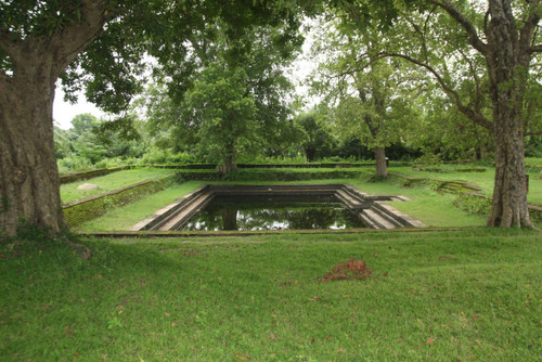 Stone pool/pond