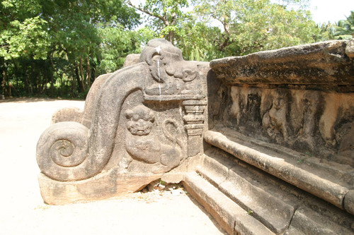 Royal Bath (Kumāra Pokuna) Changing room