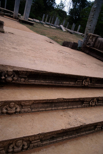 Monastic Residential complex, Pañcakāvāsa: "Mahasen's pavilion," Moonstone: Steps with dwarf figures