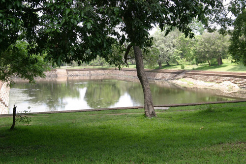 Bathing pool: Elephant Pond