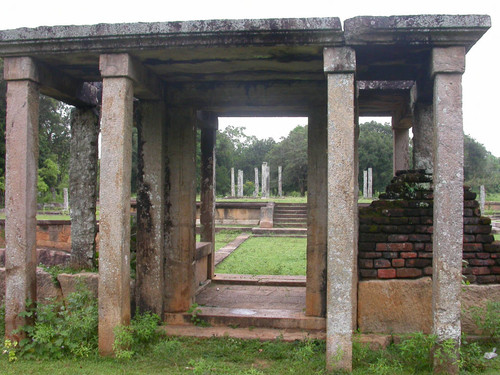 Western Monasteries (Tapovanaya): forest hermitage