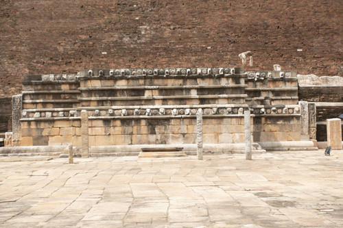 Stūpa: Vāhalkada