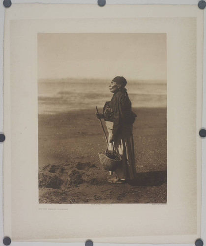 On the beach, Chinook