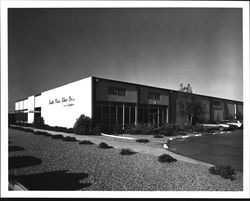 Santa Rosa Shoe Company, Santa Rosa, California, 1968