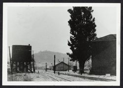 Railroad depot at Cloverdale, California, 1930?