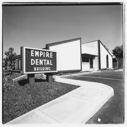 Empire Dental Building, Santa Rosa, California, 1971 — Calisphere
