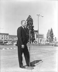 Wayne Ancell manager speaking at ground breaking for Bank of America, Santa Rosa, California, September 7, 1967