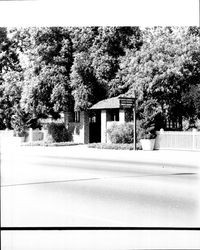 Luther Burbank Gardens entrance