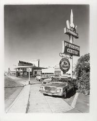 Zumwalt Plymouth Center, Santa Rosa, California, 1962