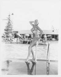 Jayne Mansfield at the Flamingo pool, Santa Rosa, California, 1960