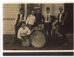 Guerneville's combo in front of Louvre Saloon, Guerneville, California, 1910