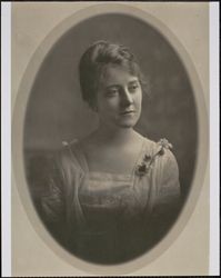 Portrait of Rose Ellen McCann Underhill, photographed during the 1890s