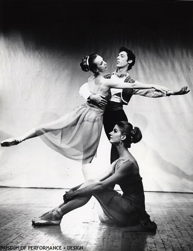 Sue Loyd, Betsy Erickson, and Robert Gladstein in Berg's Danza, 1966