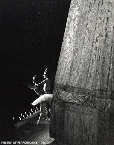 Margot Fonteyn and Rudolf Nureyev in Nureyev's Le Corsaire, 1964