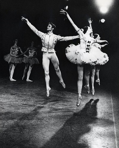 San Francisco Ballet dancers in Christensen's Divertissement D'Auber (II), circa 1964-1966