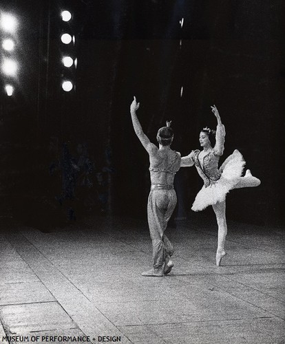 Margot Fonteyn and Rudolf Nureyev in Nureyev's Le Corsaire, 1964