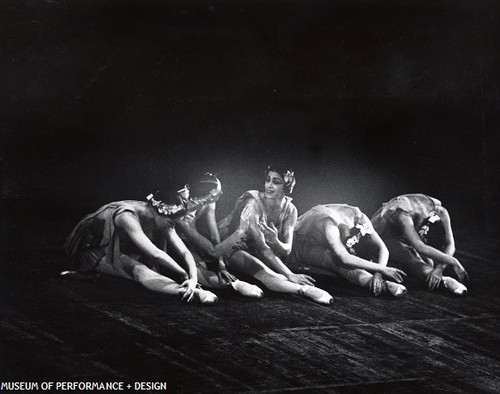 Janet Sassoon and other dancers in Balanchine's Serenade, 1960