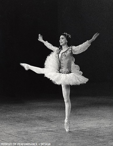 Margot Fonteyn in Nureyev's Le Corsaire, 1964