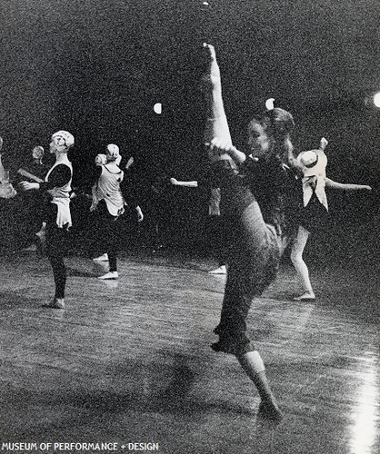 Eloise Tjomsland with San Francisco Ballet dancers, circa 1964-1965