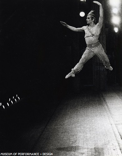 Rudolf Nureyev in his Le Corsaire, 1964