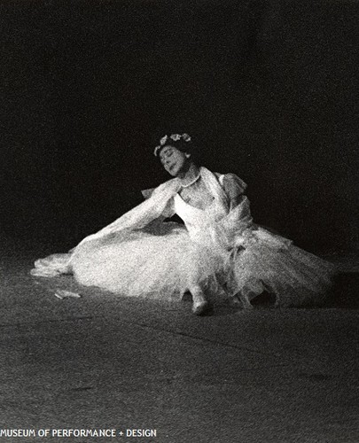 Margot Fonteyn in Bournonville's La Sylphide, 1964