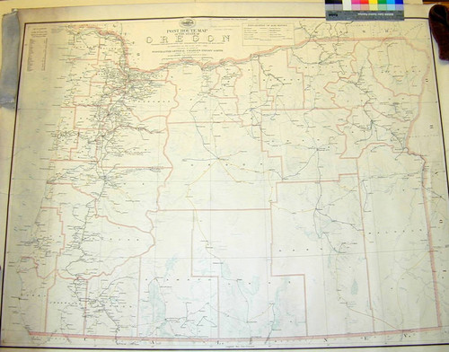 Post route map of the state of Oregon : showing post offices with the intermediate distances on mail routes in operation on the 1st of June, 1898