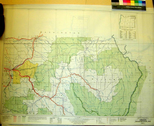 Oregon Transportation Map : highways, railroads, canals, air lines and dredged channels / Original Edition compiled and printed by the Geological Survey for the Public Roads Administration