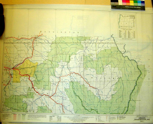 Oregon Transportation Map : highways, railroads, canals, air lines and dredged channels / Original Edition compiled and printed by the Geological Survey for the Public Roads Administration