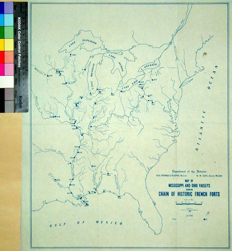 Map of the Mississippi and Ohio Valleys : showing Chain of Historic French Forts