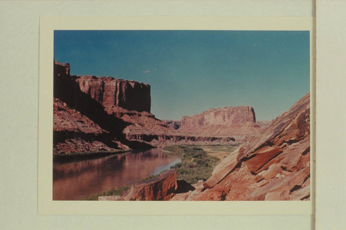 Upstream to mouth of Horseshoe Canyon; Mile 58.1. Joseph Ross in River Bed Casa put Horseshoe Canyon about 50 miles below Green River