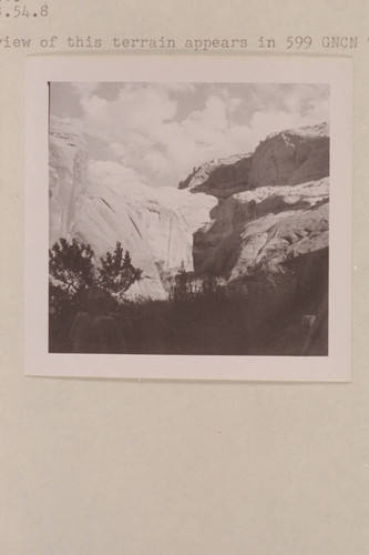 Head of the middle fork of 73 from camp. A distant view of this terrain appears in 599 GNCN 73.52.6