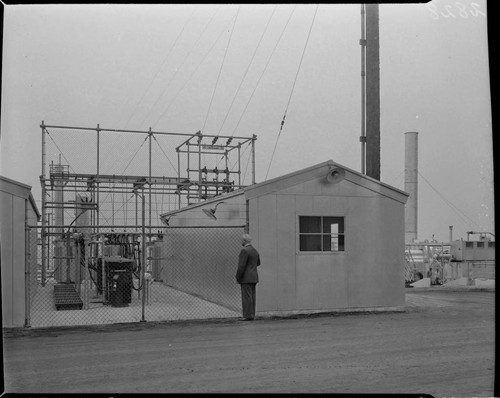 Industrial oil pumping - Substation - Continental Oil Co