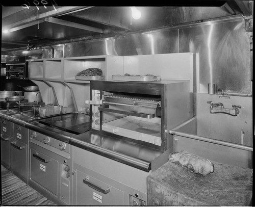 Commercial kitchen