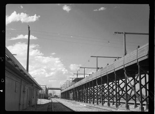 Imperial Ice Plant [railroad car icing facilities]