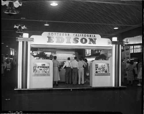 Edison Booth at a fair