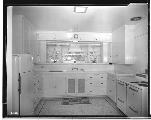 H2.3 - Home Kitchen - Schweitzer's all electric home in La Cresenta