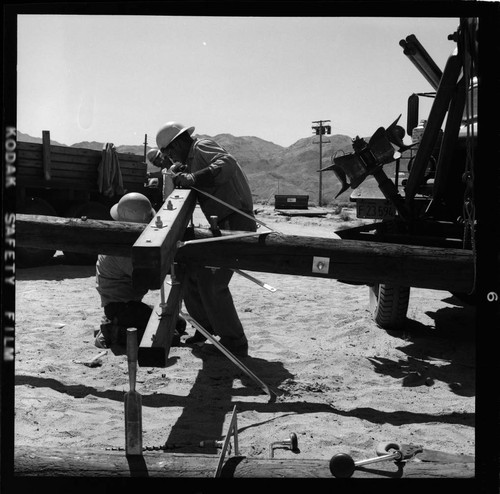 Palm Springs distribution line construction