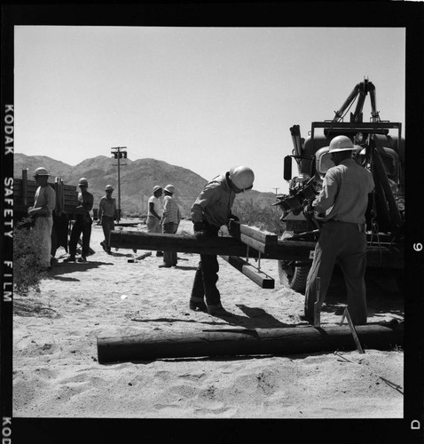 Palm Springs distribution line construction